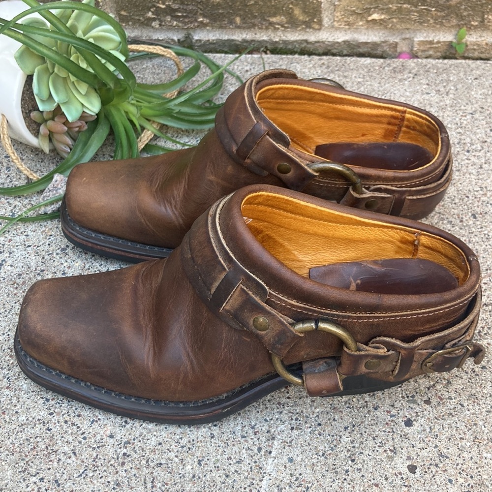 ☀️ Frye Harness Brown Leather Mules/ Clogs - Picture 9 of 16